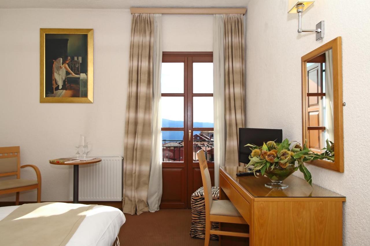 Boutique Hotel Parnassia Arachova Exterior foto